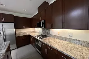 27 Soho, Irvine, CA 92612 - Photo 10