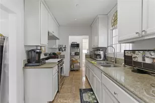 725 W 107th, Los Angeles, CA 90044 - Photo 18