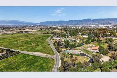 11891 San Timoteo Canyon Road, Redlands, CA 92373 - Photo 66