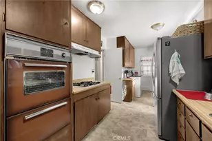 11214 La Cima Dr, Whittier, CA 90604 - Photo 12