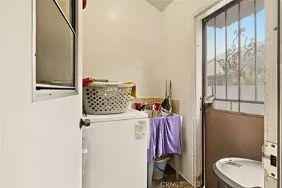 7015 Templeton, Huntington Park, CA 90255 - Photo 50