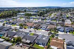 10685 Lynn Cir, Cypress, CA 90630 - Photo 32