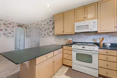 2726 E Diana Avenue, Anaheim, CA 92806 - Photo 8