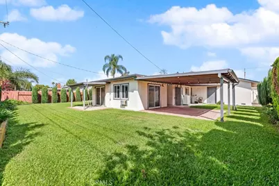 2726 E Diana Avenue, Anaheim, CA 92806 - Photo 28