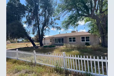 15683 Fir, Hesperia, CA 92345 - Photo 6