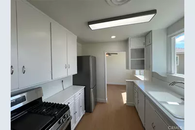 15683 Fir, Hesperia, CA 92345 - Photo 2
