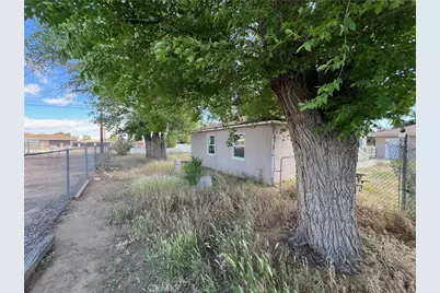 15683 Fir, Hesperia, CA 92345 - Photo 58
