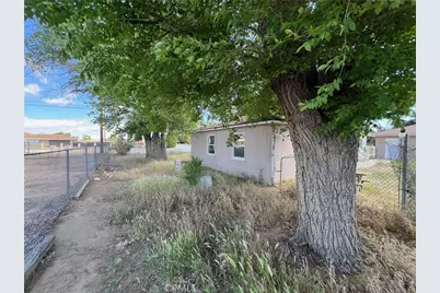 15683 Fir, Hesperia, CA 92345 - Photo 58