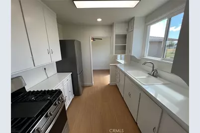 15683 Fir, Hesperia, CA 92345 - Photo 8