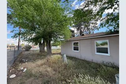 15683 Fir, Hesperia, CA 92345 - Photo 40