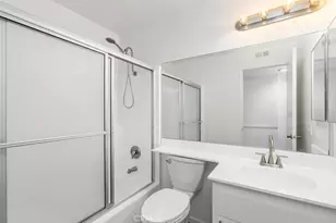 409 Utica, Huntington Beach, CA 92648 - Photo 24