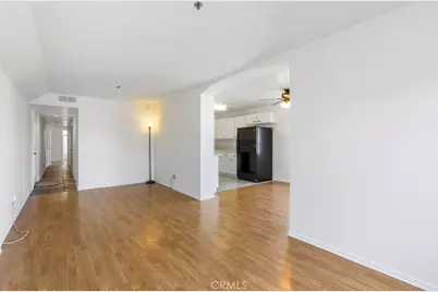 409 Utica #C-29, Huntington Beach, CA 92648 - Photo 2