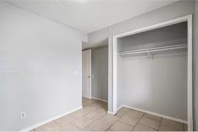 213 E 87th Pl, Los Angeles, CA 90003 - Photo 14