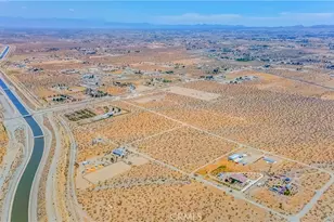 3789 Luna Rd, Phelan, CA 92371 - Photo 12