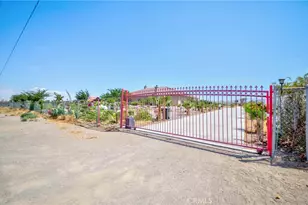 3789 Luna Rd, Phelan, CA 92371 - Photo 66