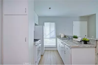 2861 S Fairview #A, Santa Ana, CA 92704 - Photo 6