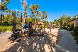 22 Apple Valley, Irvine, CA 92602 - Photo 40