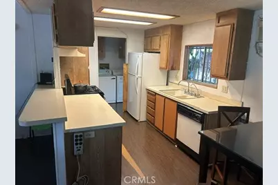 106 Amalfi, Santa Ana, CA 92703 - Photo 2
