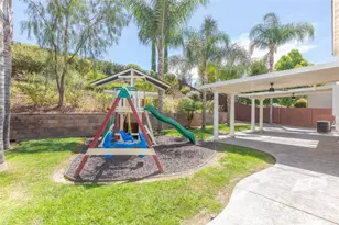 45000 Vine Cliff, Temecula, CA 92592 - Photo 2