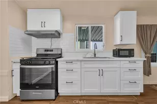 205 Duchess Ln, Santa Ana, CA 92704 - Photo 4