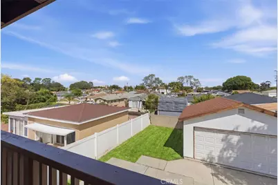 1311 W R, Wilmington, CA 90744 - Photo 10
