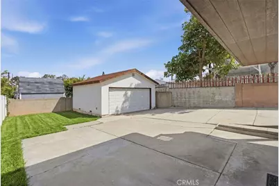1311 W R, Wilmington, CA 90744 - Photo 4