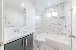 10424 Graham Ave, Los Angeles, CA 90002 - Photo 30