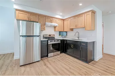 10424 Graham Avenue, Los Angeles, CA 90002 - Photo 4