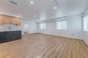 10424 Graham Ave, Los Angeles, CA 90002 - Photo 2