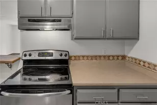 17554 Vandenberg Ln, Tustin, CA 92780 - Photo 12