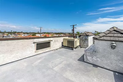 40 E Neapolitan, Long Beach, CA 90803 - Photo 36