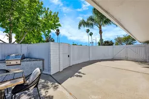 3076 Samoa Pl, Costa Mesa, CA 92626 - Photo 18