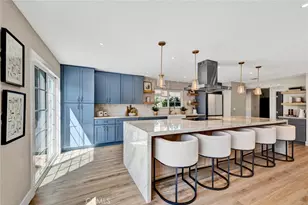 17522 Orange Tree Ln, Tustin, CA 92780 - Photo 2