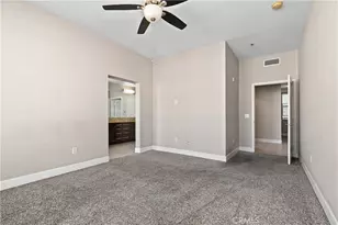 300 E 4th St, Long Beach, CA 90802 - Photo 20