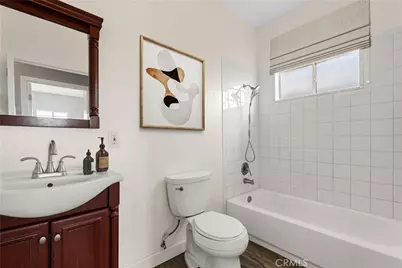 10406 Avalon Boulevard, Los Angeles, CA 90003 - Photo 12