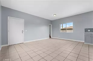 10406 Avalon Blvd, Los Angeles, CA 90003 - Photo 8