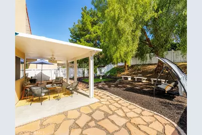 26676 Whippoorwill, Canyon Country, CA 91351 - Photo 20