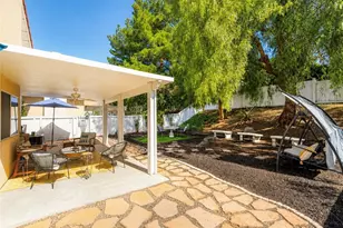 26676 Whippoorwill, Canyon Country, CA 91351 - Photo 20
