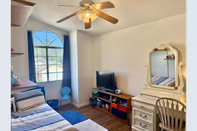 26676 Whippoorwill, Canyon Country, CA 91351 - Photo 10