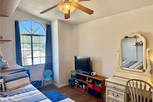 26676 Whippoorwill, Canyon Country, CA 91351 - Photo 10