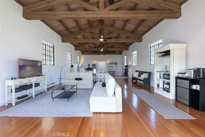 209 E Whittley, Avalon, CA 90704 - Photo 12