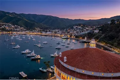 209 E Whittley, Avalon, CA 90704 - Photo 2