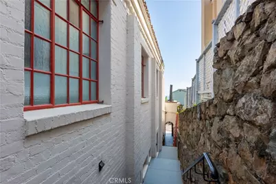 209 E Whittley, Avalon, CA 90704 - Photo 40