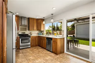 17522 Pine Cir, Yorba Linda, CA 92886 - Photo 12