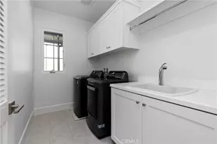 201 Fiore, Irvine, CA 92602 - Photo 38