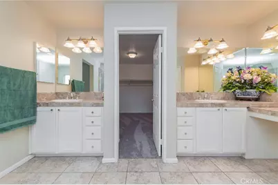 13827 Buckhart, Eastvale, CA 92880 - Photo 32