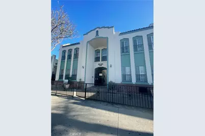 1738 E 4th Street #15, Long Beach, CA 90802 - Photo 1