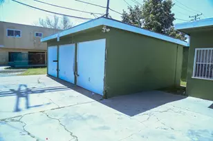 1430 W 19th, Long Beach, CA 90810 - Photo 18