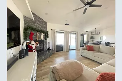 11375 4th, Hesperia, CA 92345 - Photo 8