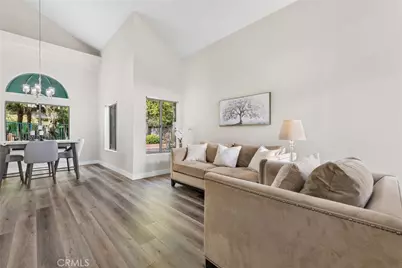 39851 Wild Canary, Murrieta, CA 92562 - Photo 2